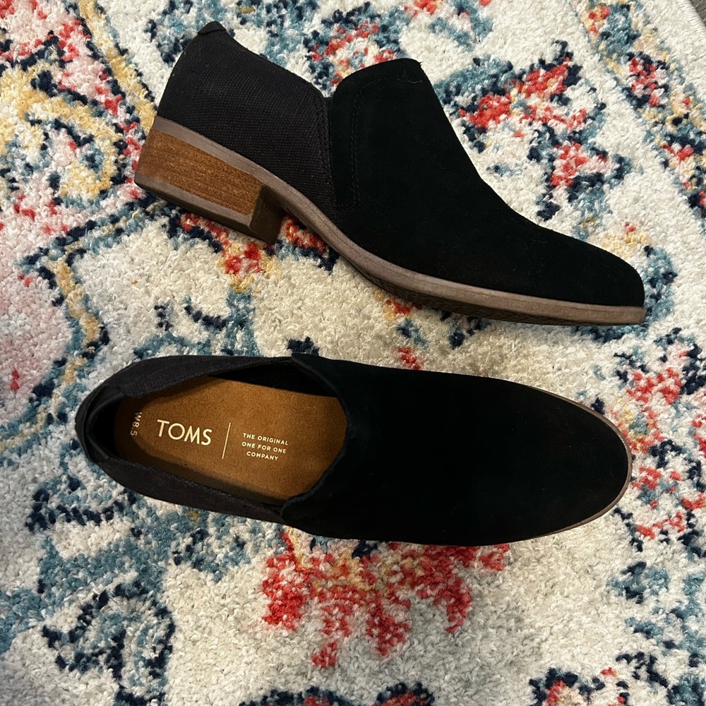 Tom’s Booties